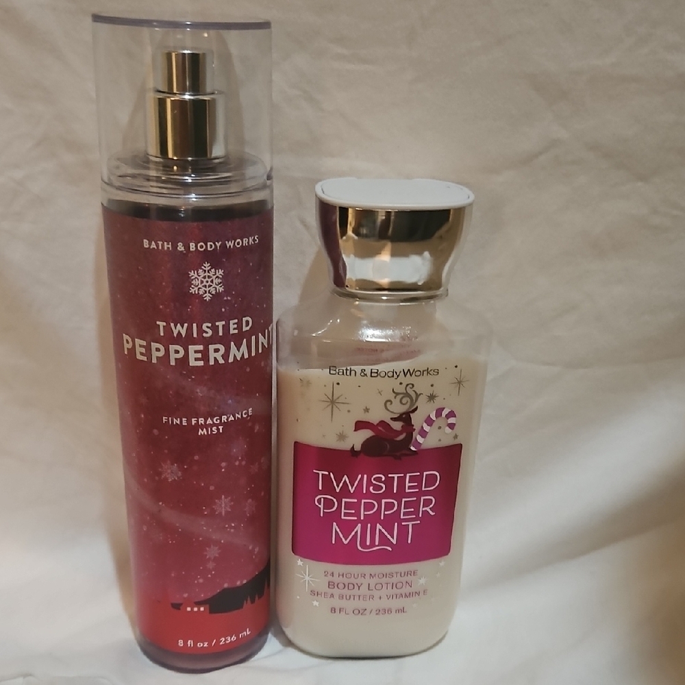 Bath & Body Works Twisted Peppermint Set - Red and White